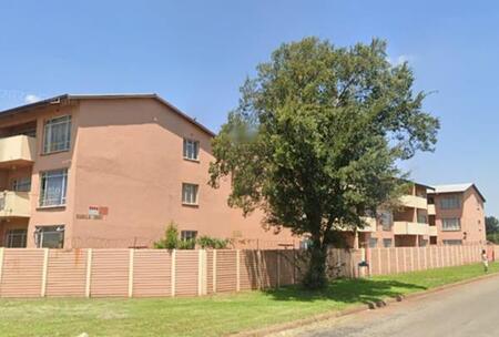 2 Bedroom Apartment in Germiston South