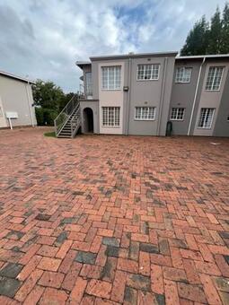 3 Bedroom Apartment in Germiston Central