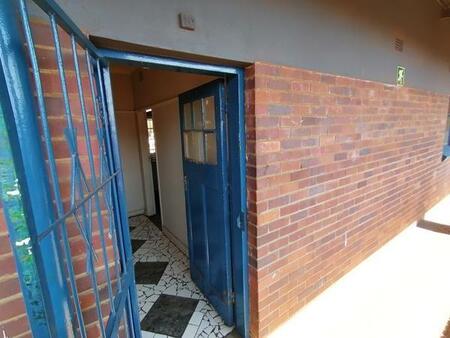 1 Bedroom Flat in Primrose