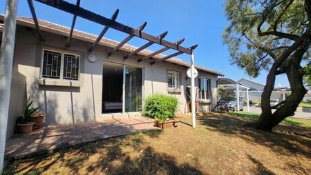 3 Bedroom Townhouse in Greenstone Hill