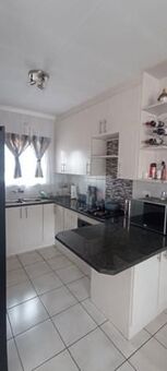 3 Bedroom House in Crystal Park