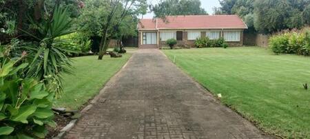 3 Bedroom House in The Reeds