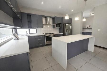 4 Bedroom House in Midstream Hill