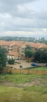 2 Bedroom Townhouse in Die Hoewes