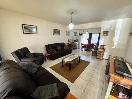 2 Bedroom Flat in Parys