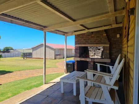 3 Bedroom Townhouse in Jeffreys Bay