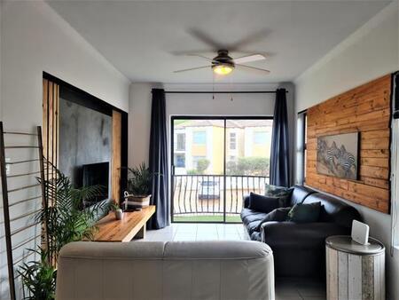 2 Bedroom Flat in Jeffreys Bay