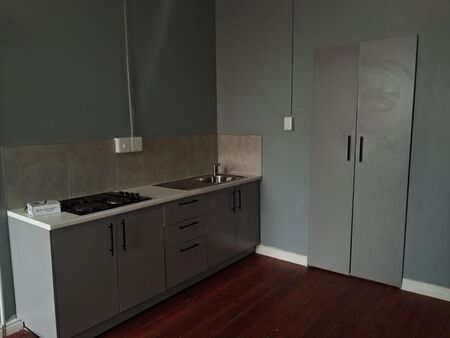 1 Bedroom Flat in Quigney