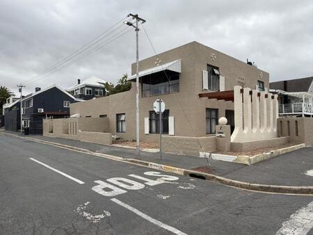 4 Bedroom House in Strand North
