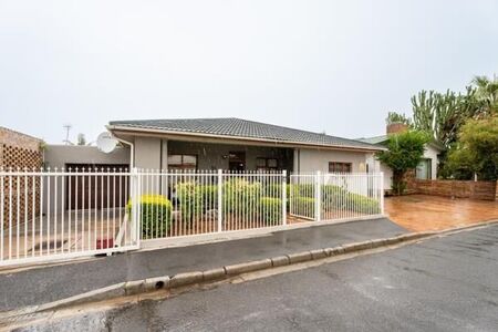 2 Bedroom House in Lochnerhof