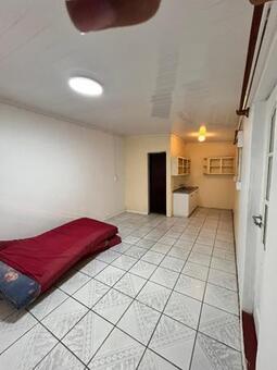 Bachelor apartment in Lansdowne