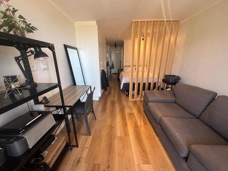Studio Apartment in Newlands