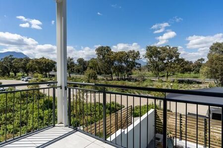 1 Bedroom Apartment in Paardevlei