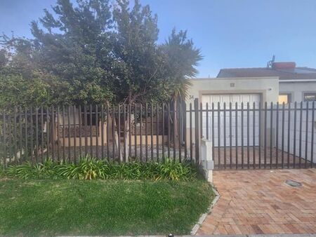 2 Bedroom Townhouse in Victoria Park