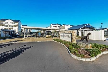 2 Bedroom Apartment in Somerset West Central