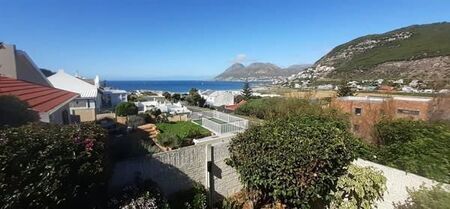 3 Bedroom House in Glencairn Heights