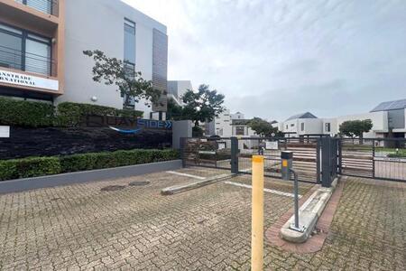 2 Bedroom Apartment in Century City