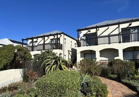 2 Bedroom Apartment in Atlantic Beach Golf Estate