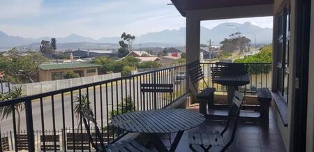 1 Bedroom Apartment in Mountainside