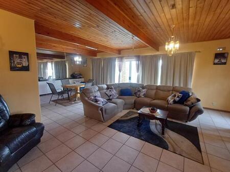 5 Bedroom House in Salberau