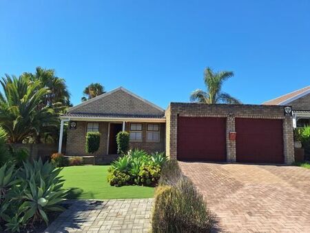 2 Bedroom Townhouse in The Crest