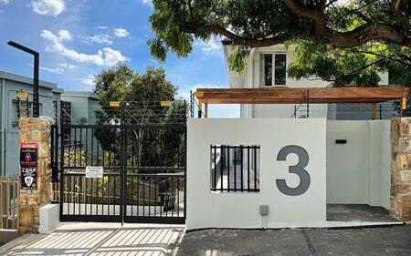 2 Bedroom Apartment in Vredehoek