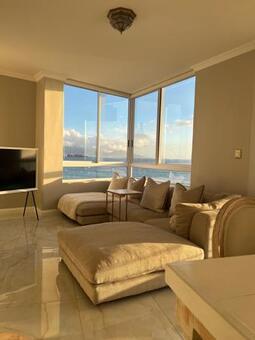 2 Bedroom Apartment in Bloubergstrand