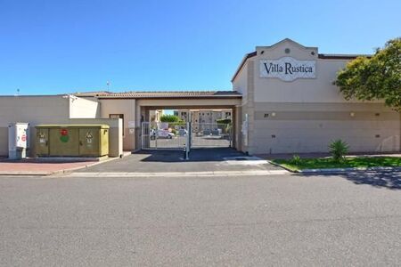 3 Bedroom Townhouse in Parklands