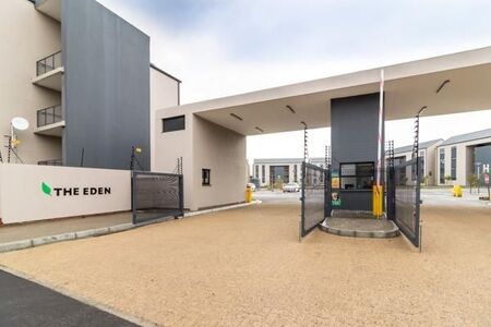 2 Bedroom Apartment in Parklands North