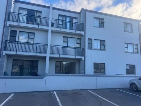 2 Bedroom Apartment in Parklands