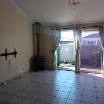 3 Bedroom House in Parklands North