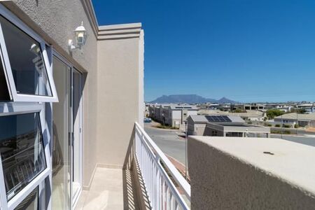 3 Bedroom Apartment in Sunningdale