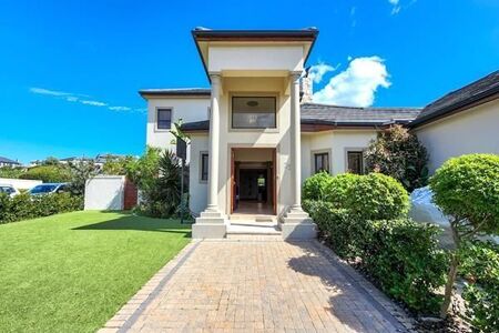 4 Bedroom House in Big Bay