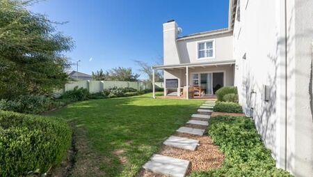 4 Bedroom House in Sunningdale