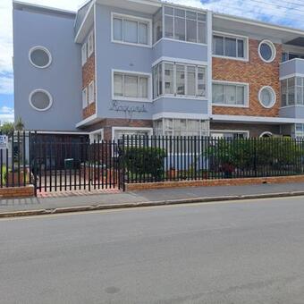 Studio Apartment in Strand North