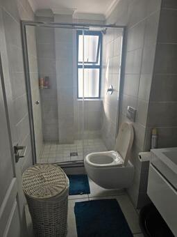 1 Bedroom Apartment in Paardevlei