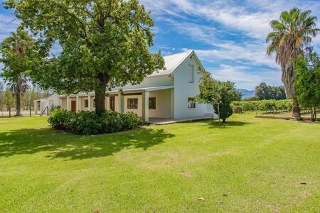 4 Bedroom House in Paarl