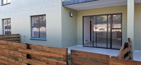 2 Bedroom Apartment in Admirals Park