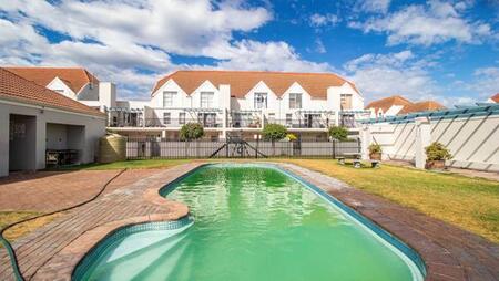 2 Bedroom Apartment in Whispering Pines