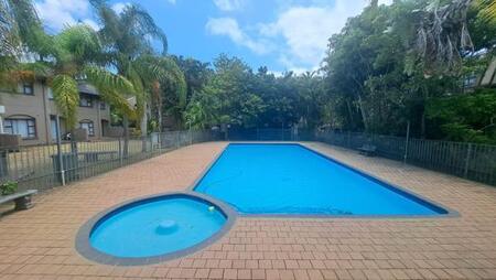 3 Bedroom Simplex in Meer En See