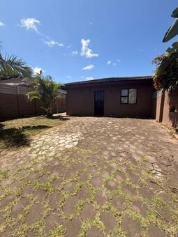 2 Bedroom Flat in Birdswood