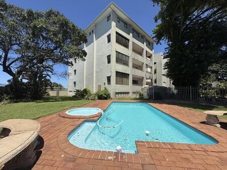 3 Bedroom Apartment in Margate