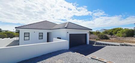 3 Bedroom House in Shelley Point