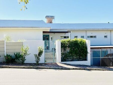 3 Bedroom House in Riebeek Kasteel