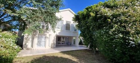 2 Bedroom House in Reebok