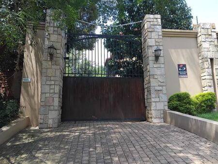5 Bedroom house to rent in Waterkloof, Pretoria