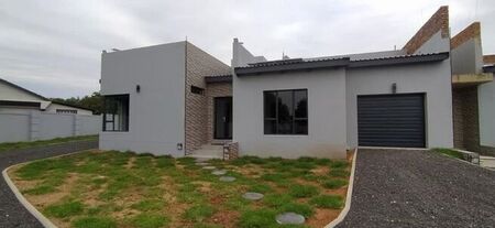 2 Bedroom flat rented in Roodeplaat, Pretoria