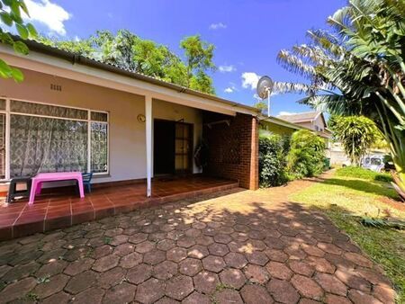 3 Bedroom House in Fairview