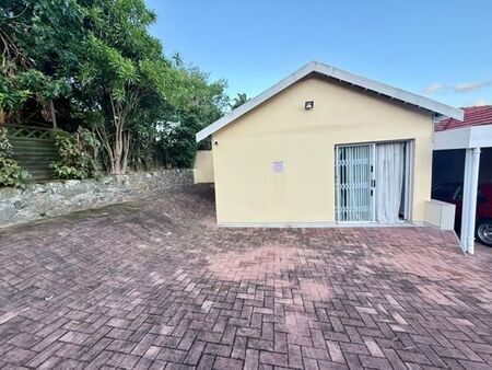 Bachelor apartment in Westville