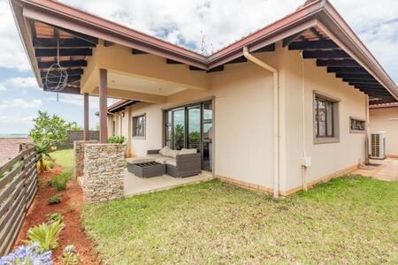 3 Bedroom House in Izinga Estate